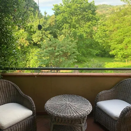 Σπίτι διακοπών Aquahouse - Villa, Romantica Mansarda E Acquari *